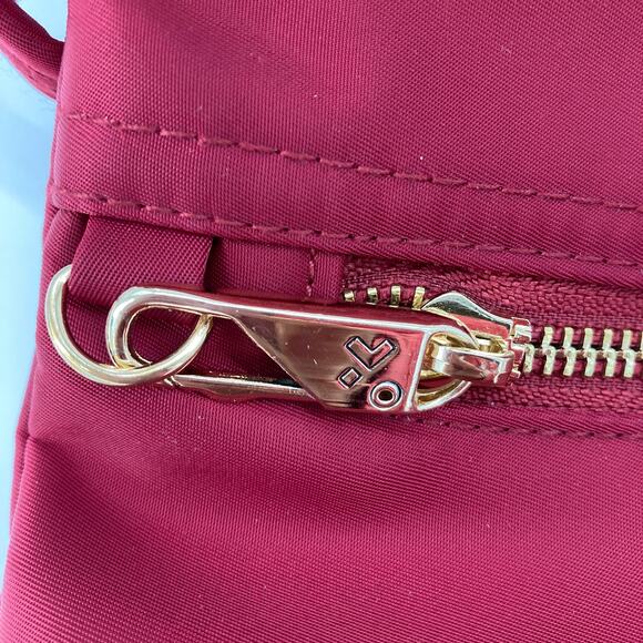 TRAVELON RED WINE SHOULDER BAG WITH GOLD HARDWARE - Picture 3 of 9